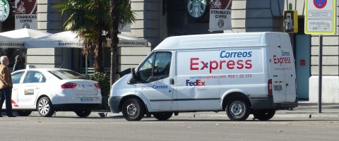 Correos express teléfono Descubre el teléfono Express 902...
