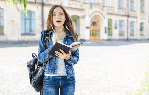 Corrección del primer desarrollo de las bases de Correos